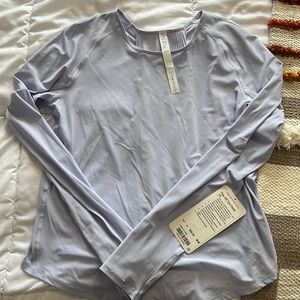 Womens long sleeve Lululemon shirt